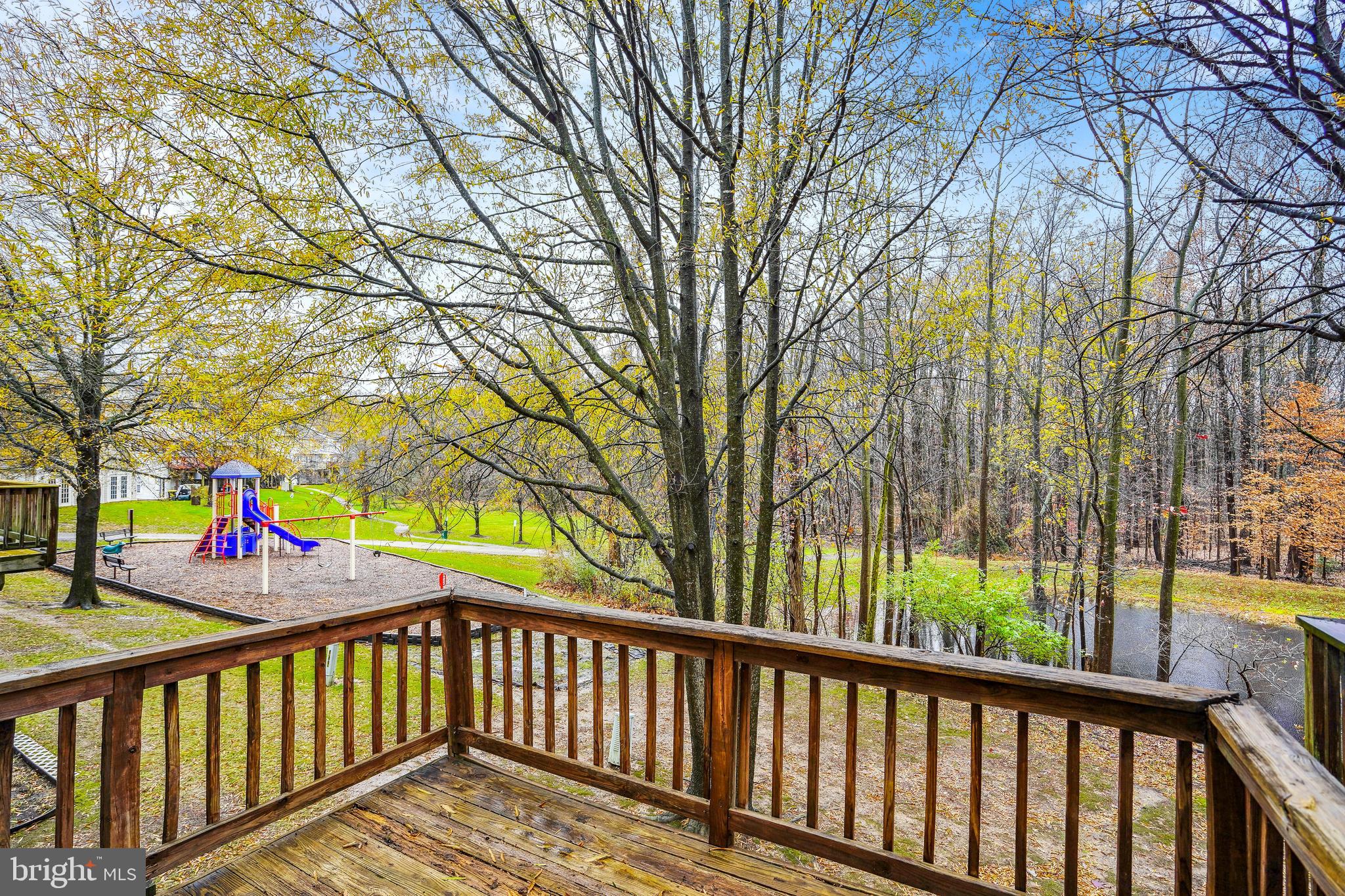 HILL OAKS CONDO PHASE 1- - Residential