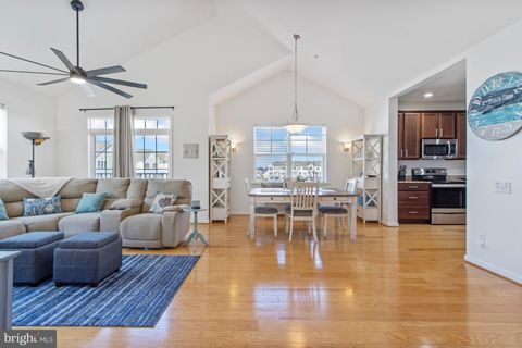 Condo For Sale - 20013 Newry Drive #18<br/> REHOBOTH BEACH, DE 19971