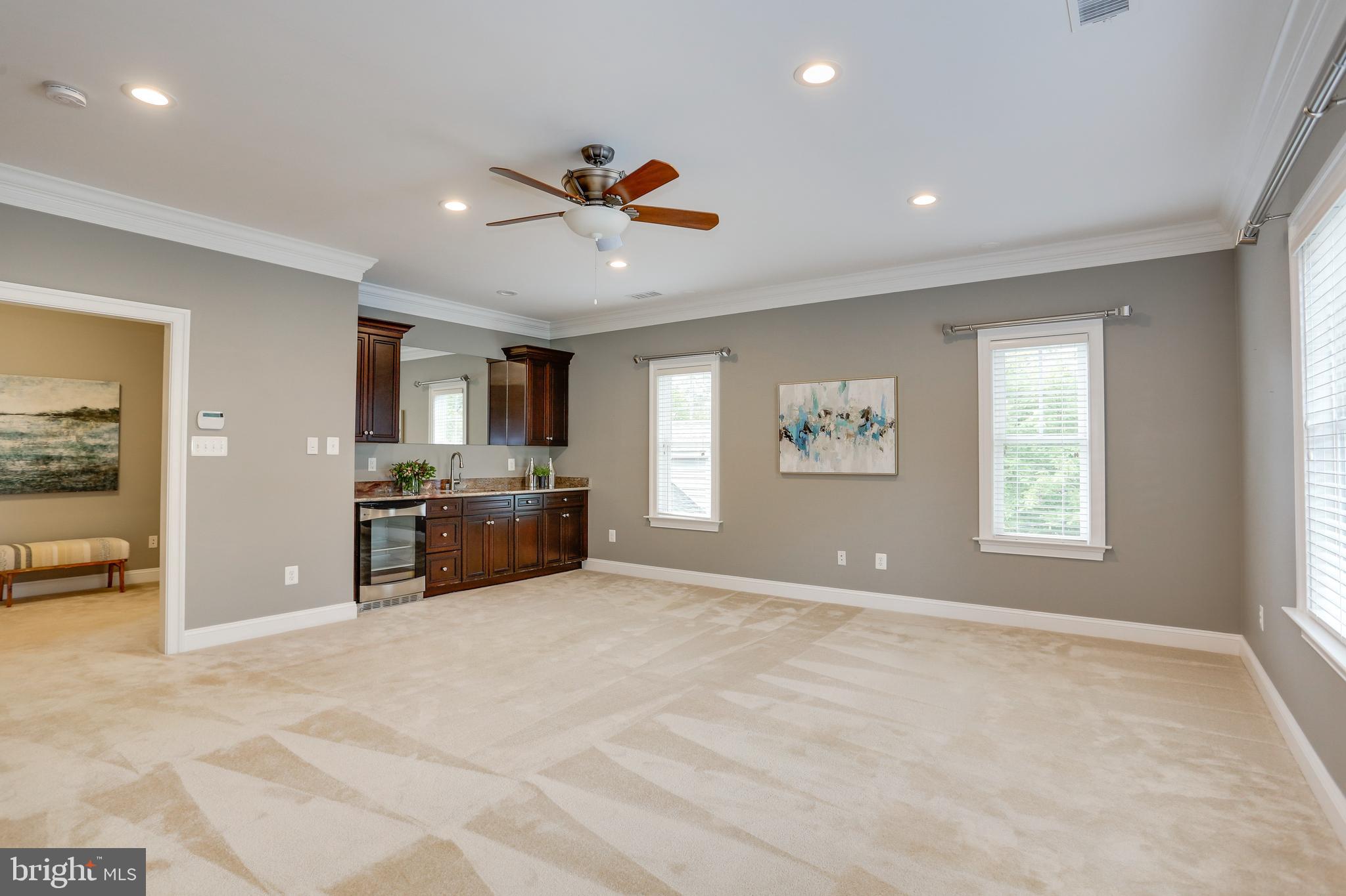 OVER LEE KNOLLS - Residential