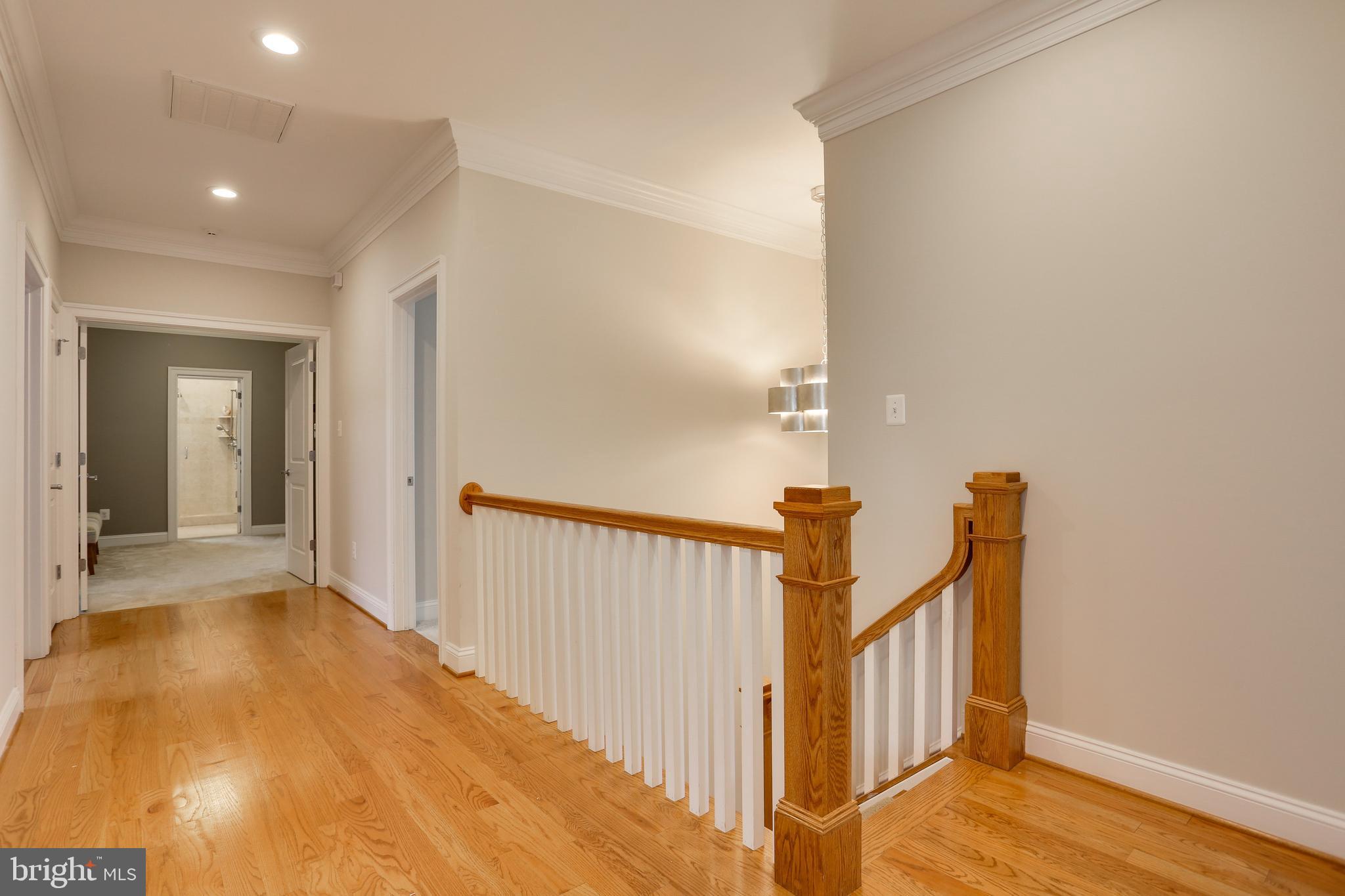 OVER LEE KNOLLS - Residential