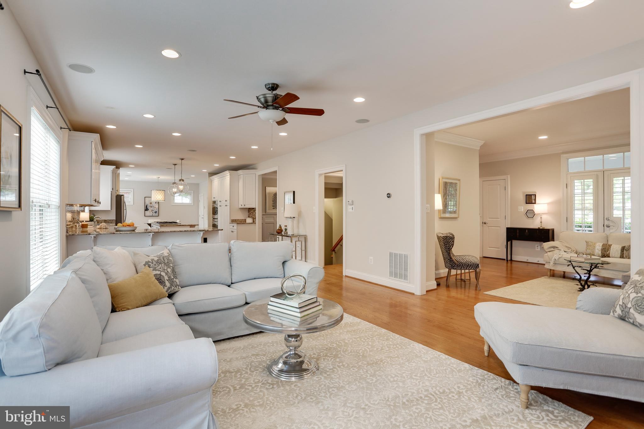 OVER LEE KNOLLS - Residential