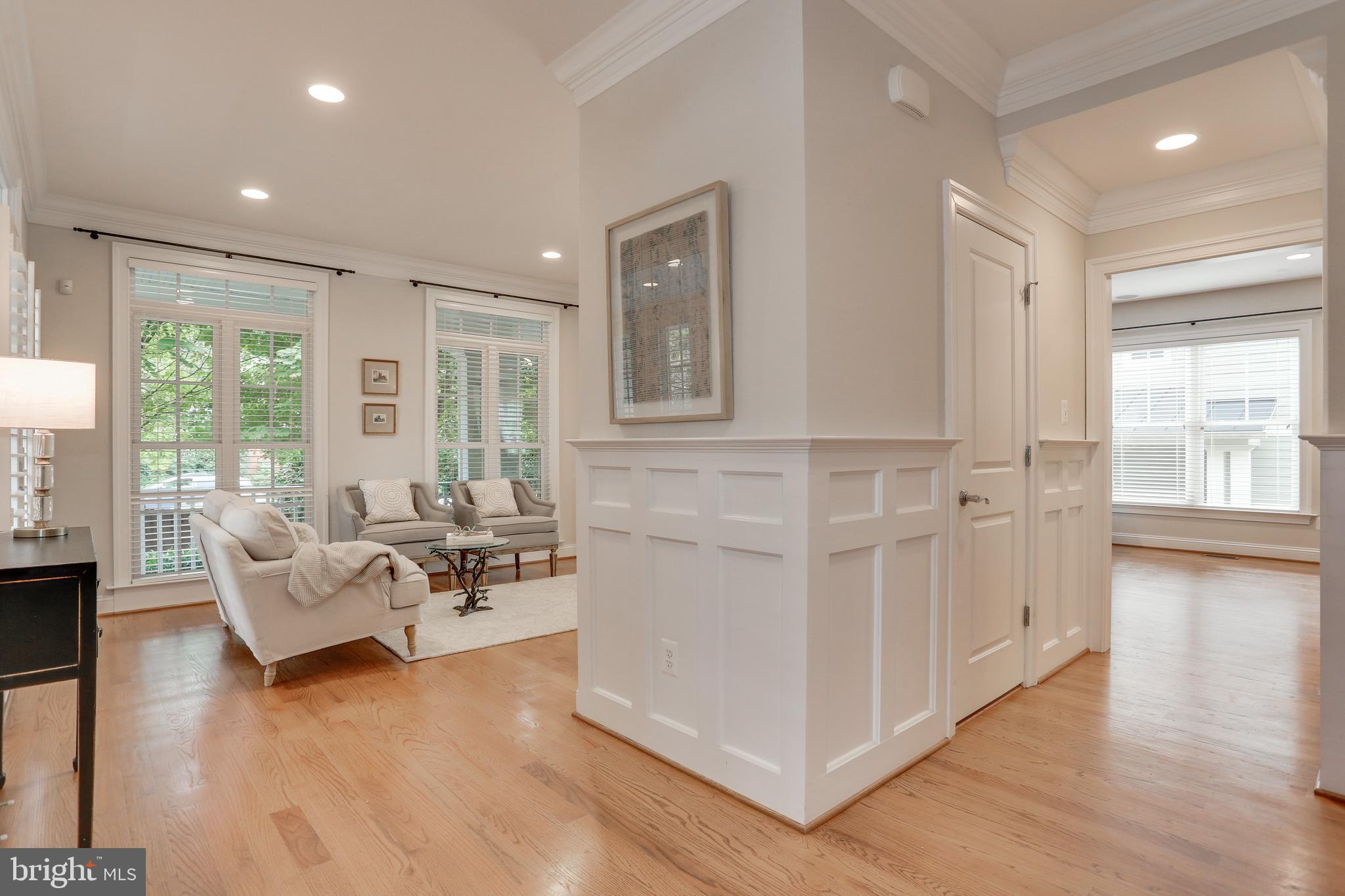 OVER LEE KNOLLS - Residential