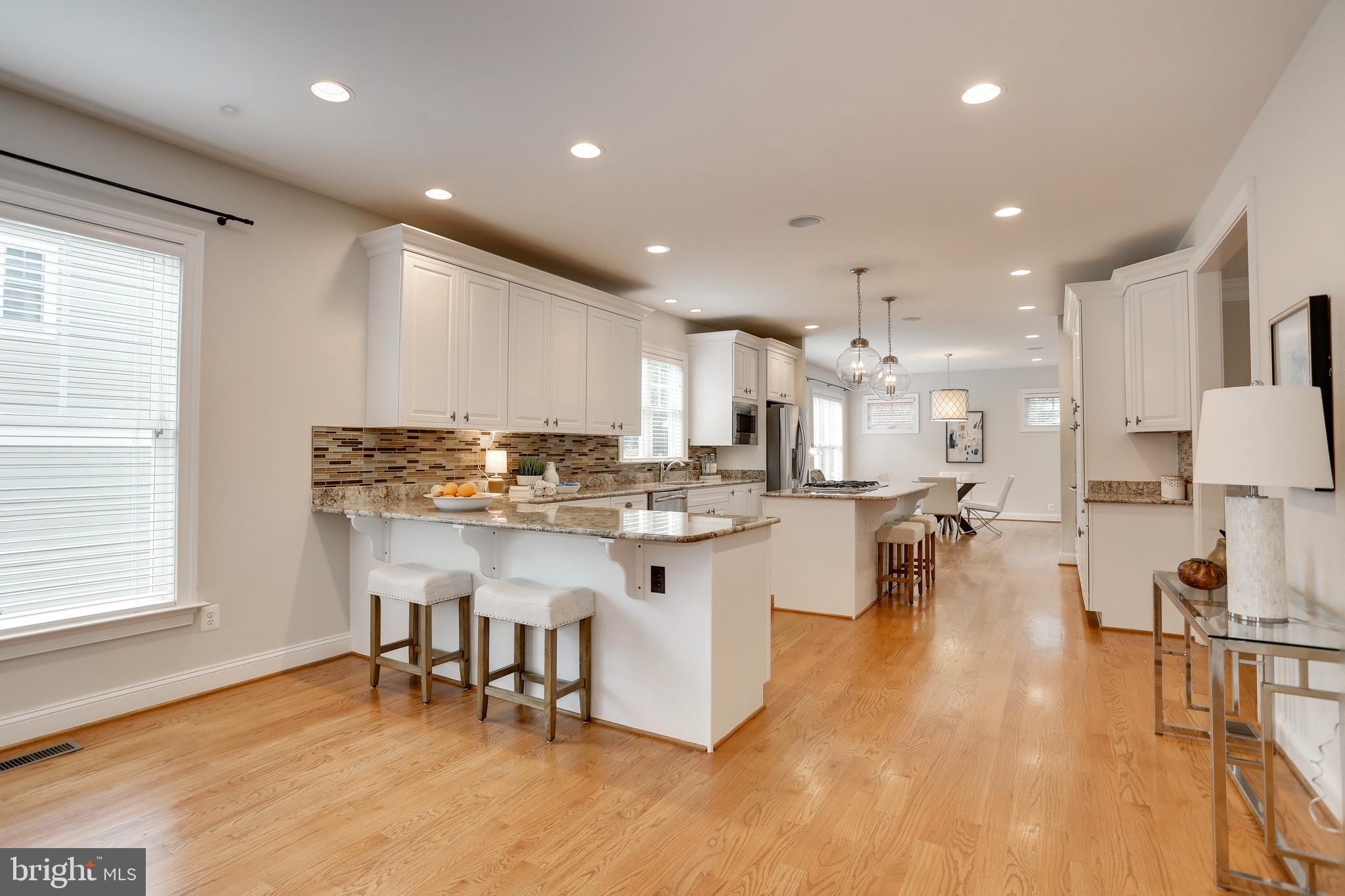 OVER LEE KNOLLS - Residential