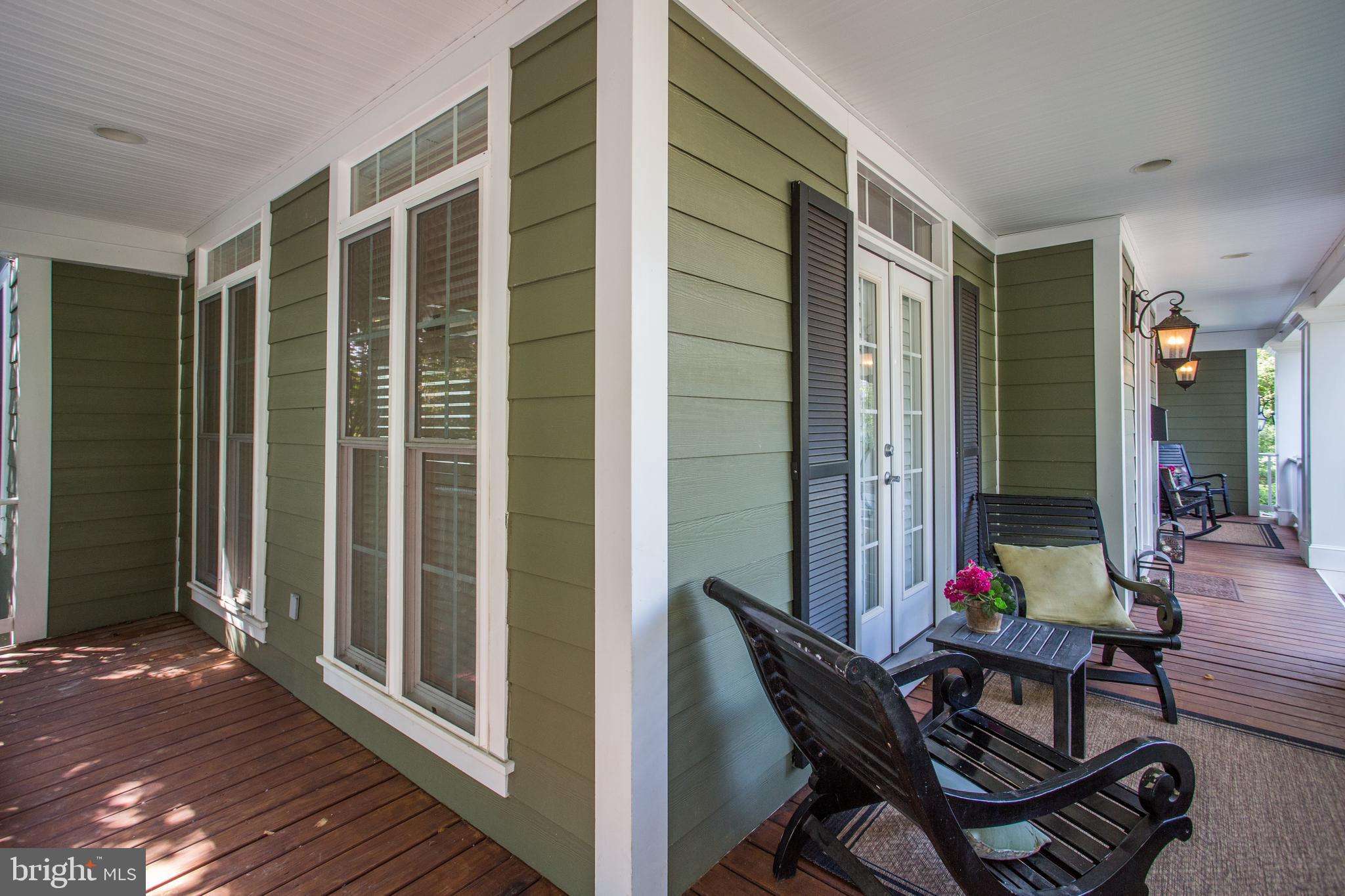 OVER LEE KNOLLS - Residential