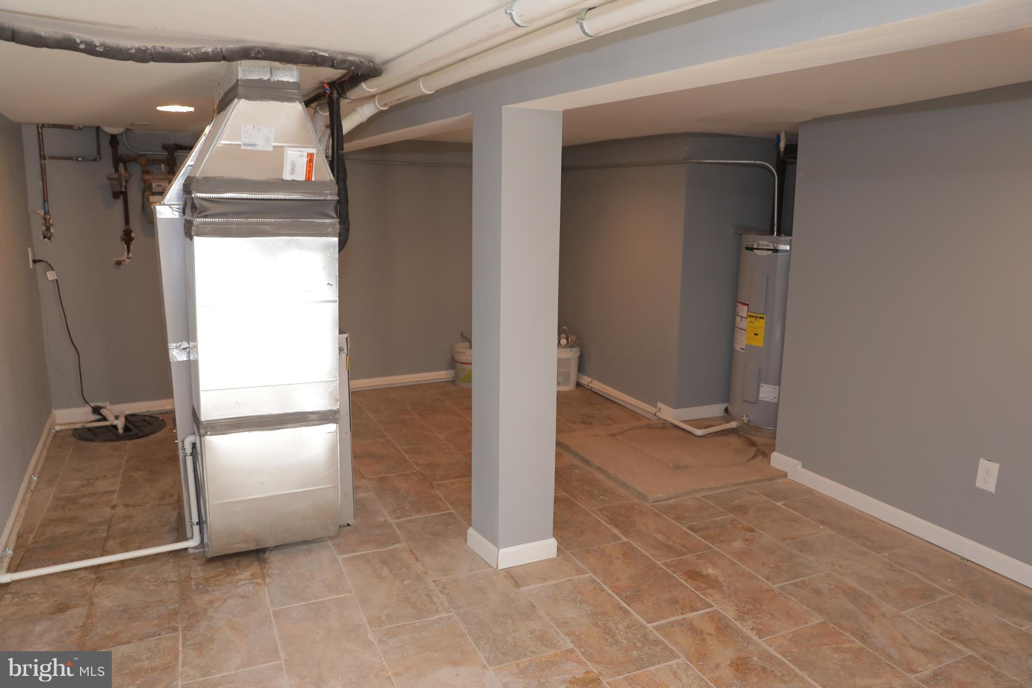 HYATTSVILLE HILLS - Residential