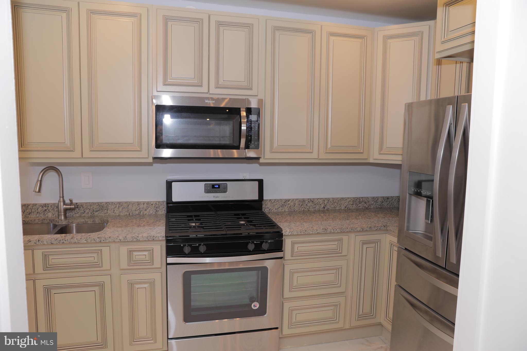 HYATTSVILLE HILLS - Residential