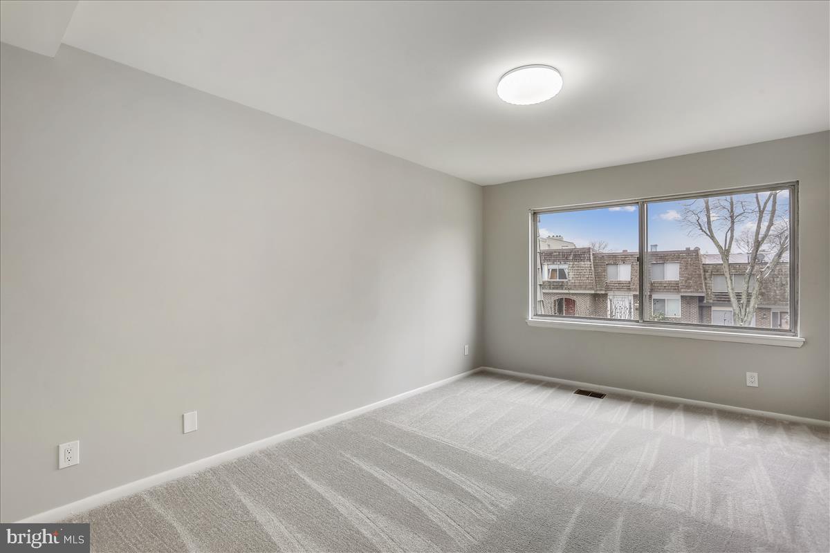 BRIGHTON EAST - Residential