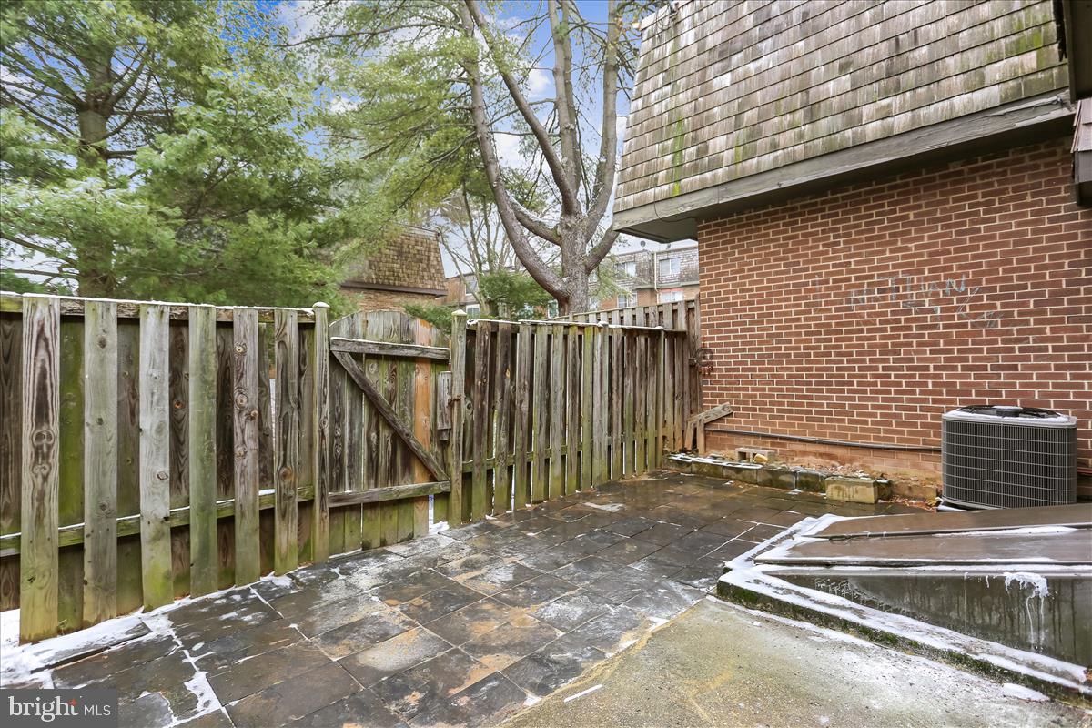 BRIGHTON EAST - Residential