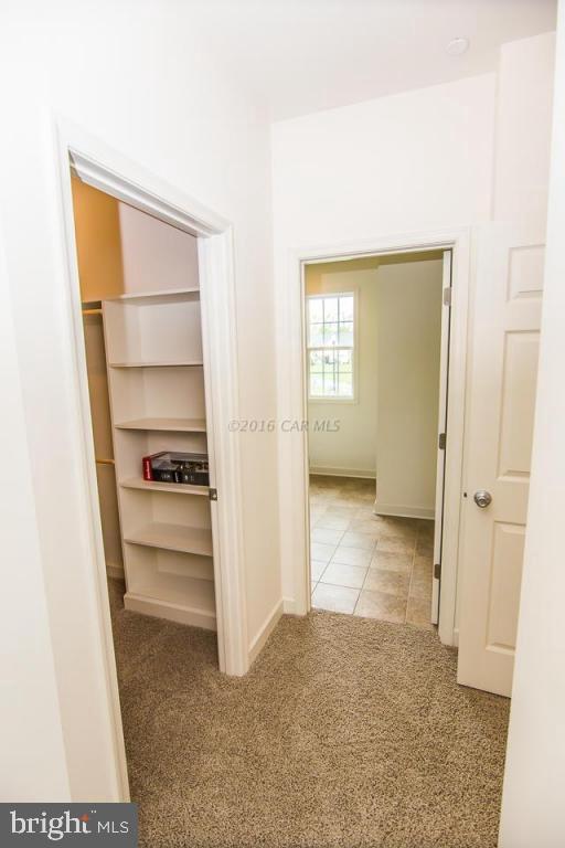 HUNT CLUB SOUTH - Residential