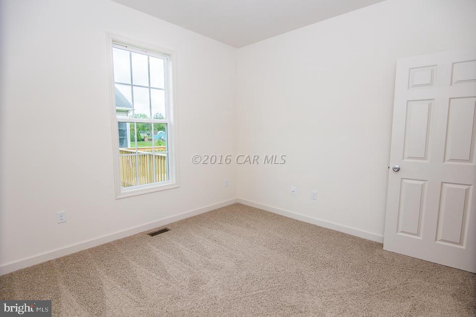 HUNT CLUB SOUTH - Residential