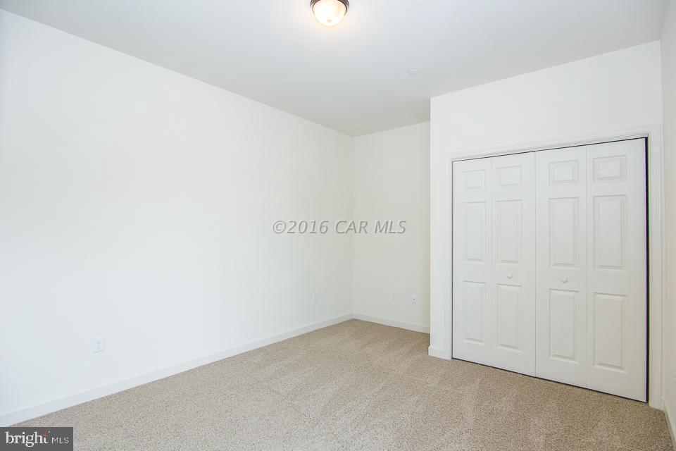 HUNT CLUB SOUTH - Residential