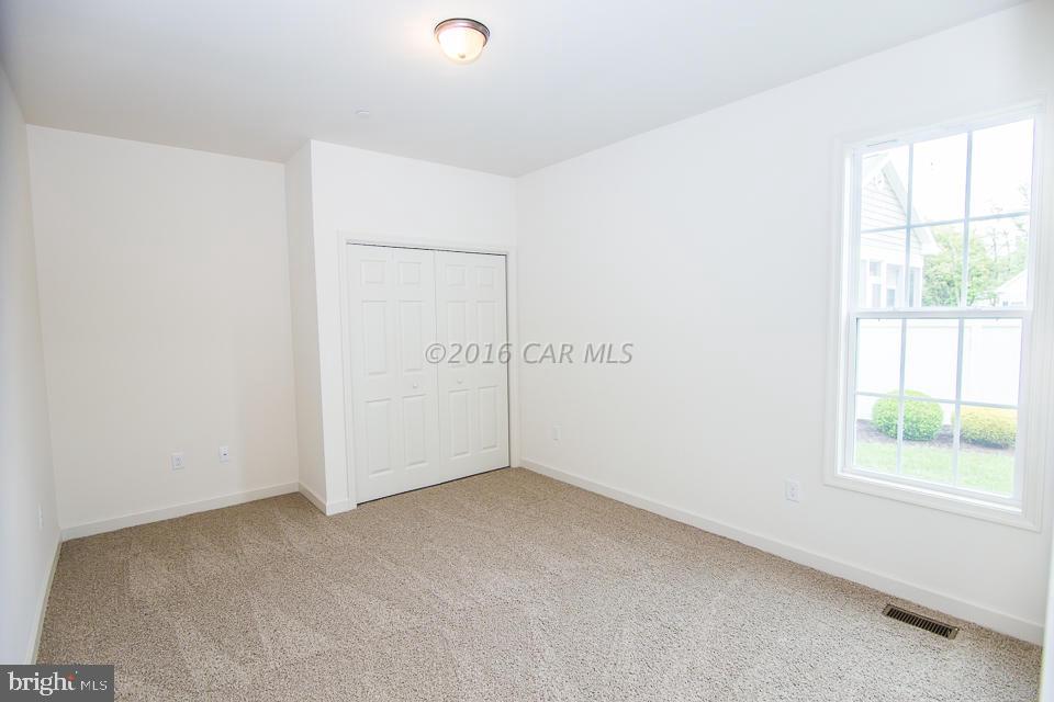 HUNT CLUB SOUTH - Residential