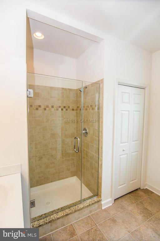 HUNT CLUB SOUTH - Residential