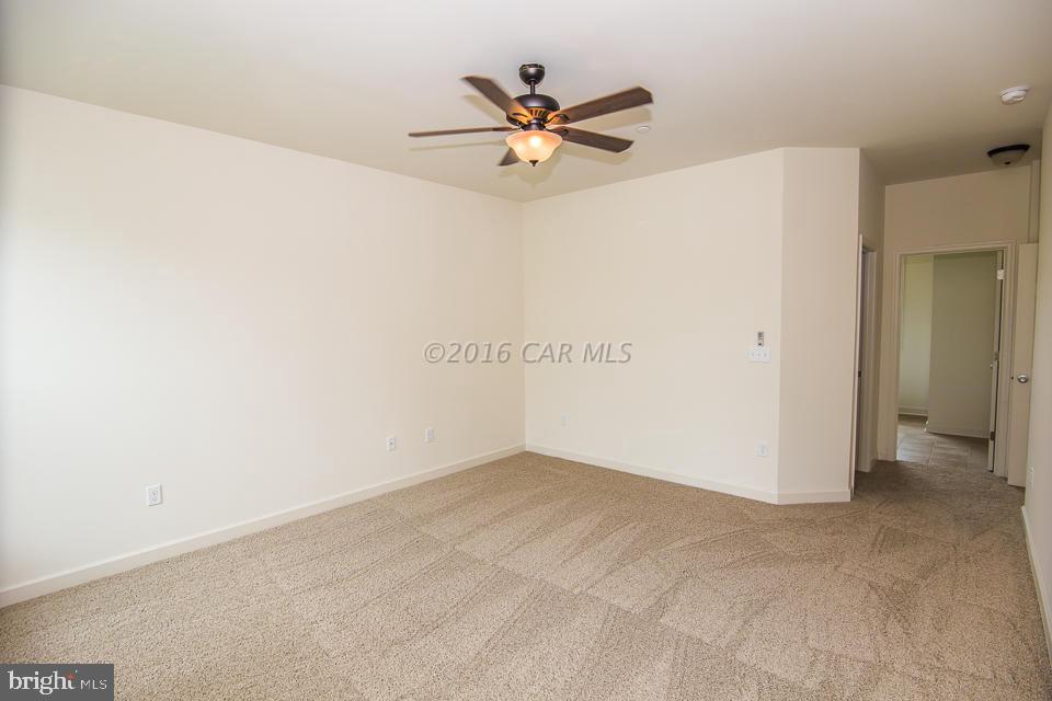 HUNT CLUB SOUTH - Residential