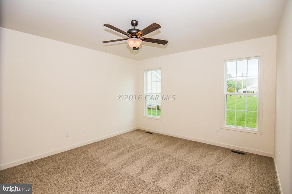 HUNT CLUB SOUTH - Residential