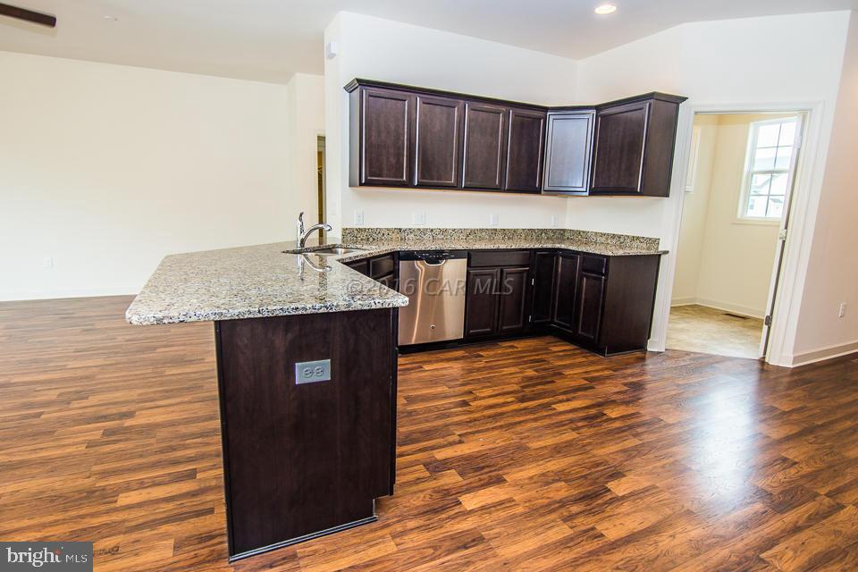 HUNT CLUB SOUTH - Residential