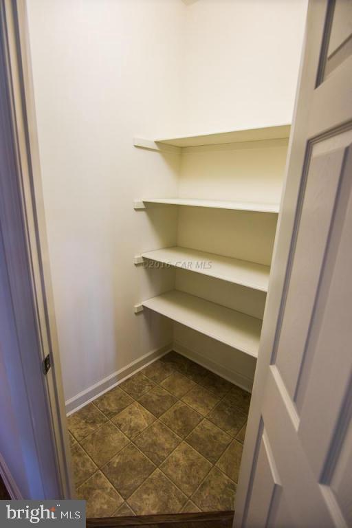 HUNT CLUB SOUTH - Residential