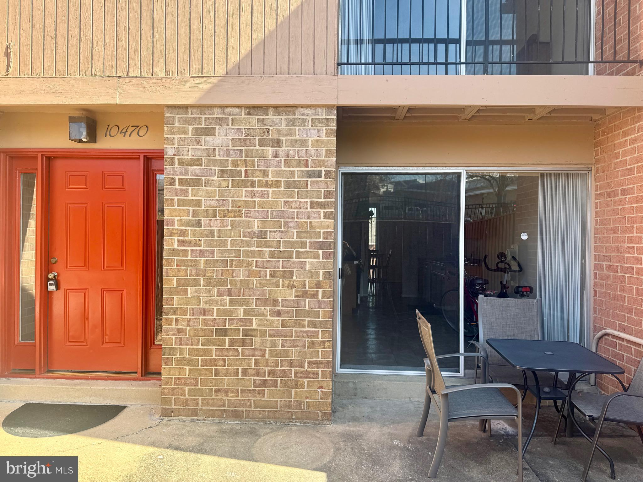 VILLAGE OF WILDE LAKE - Residential