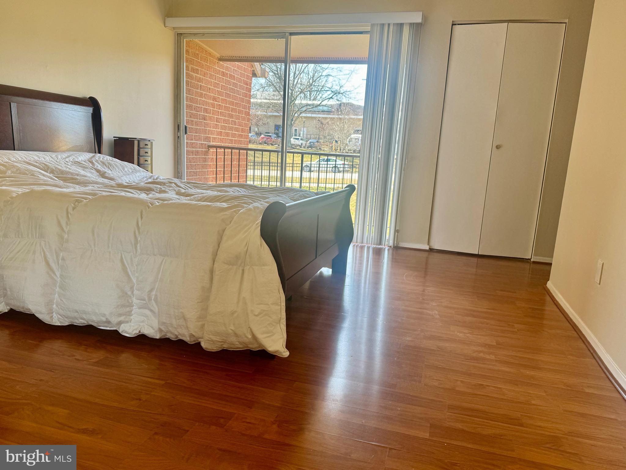 VILLAGE OF WILDE LAKE - Residential