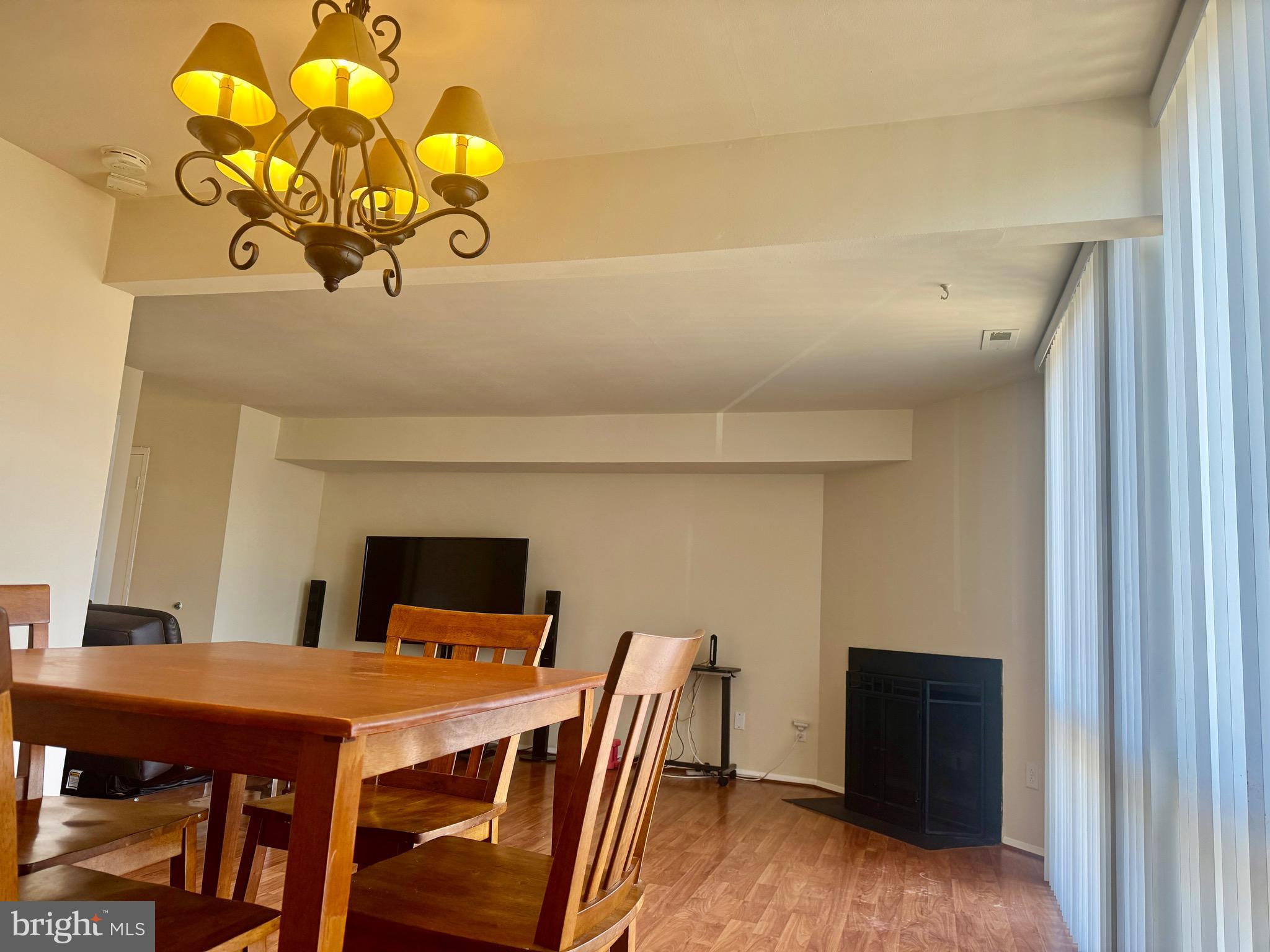 VILLAGE OF WILDE LAKE - Residential