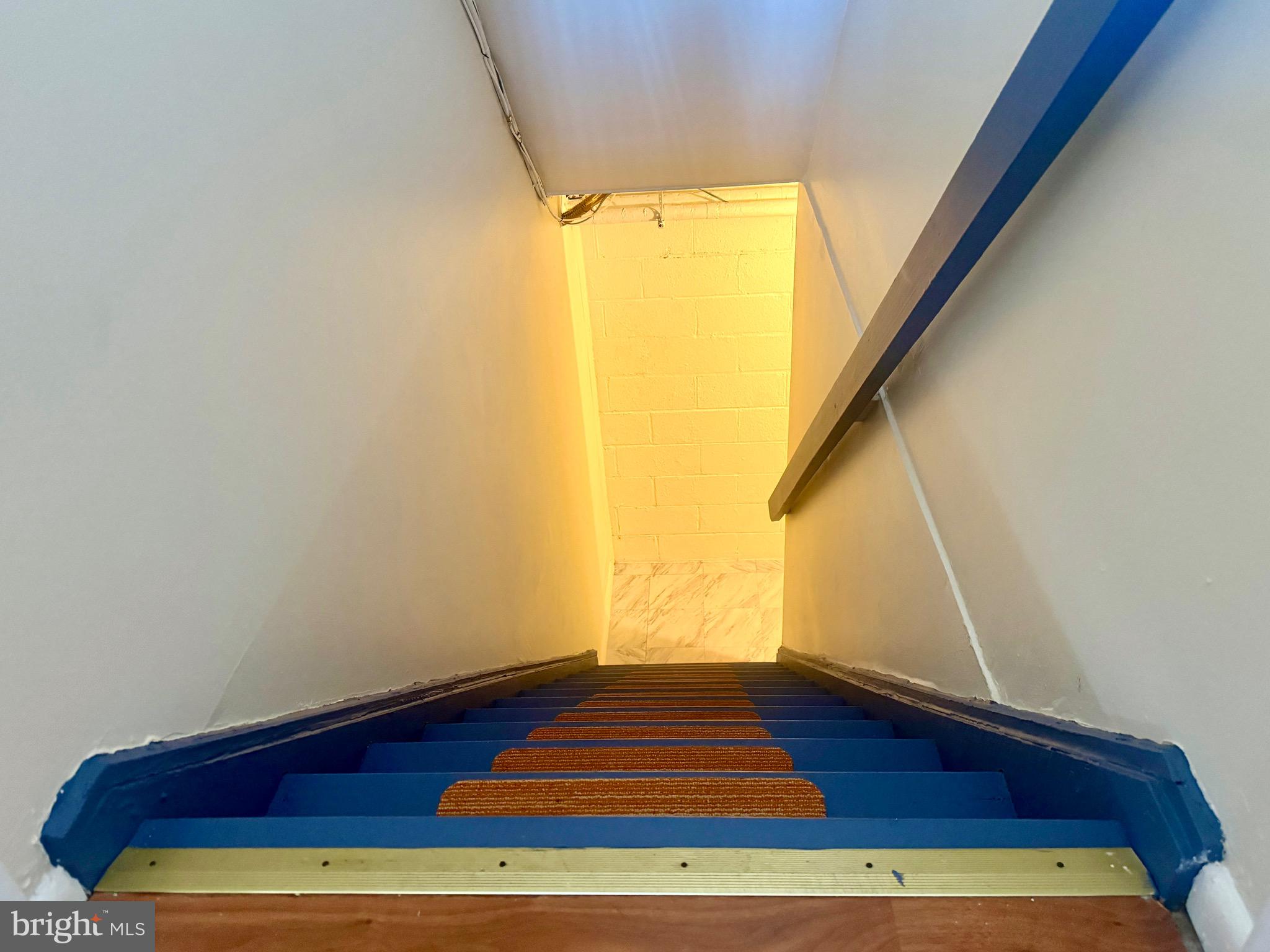 VILLAGE OF WILDE LAKE - Residential