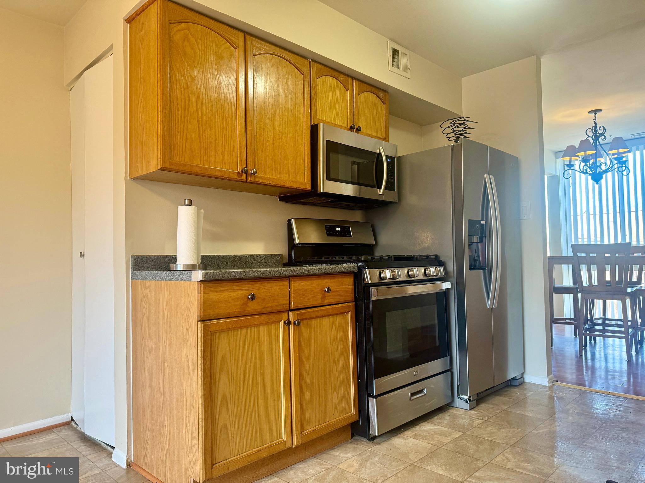 VILLAGE OF WILDE LAKE - Residential