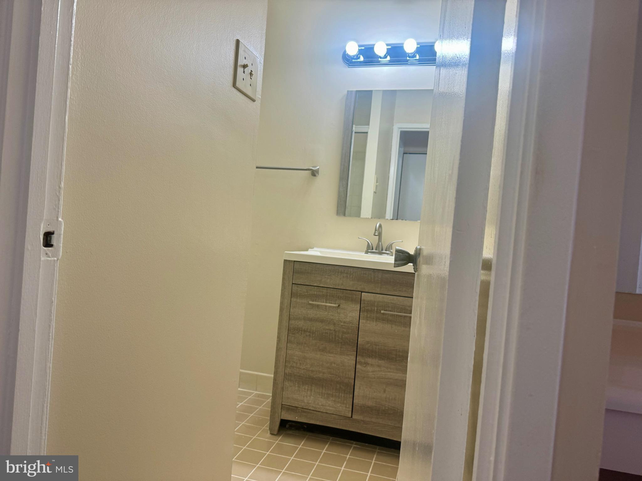 VILLAGE OF WILDE LAKE - Residential