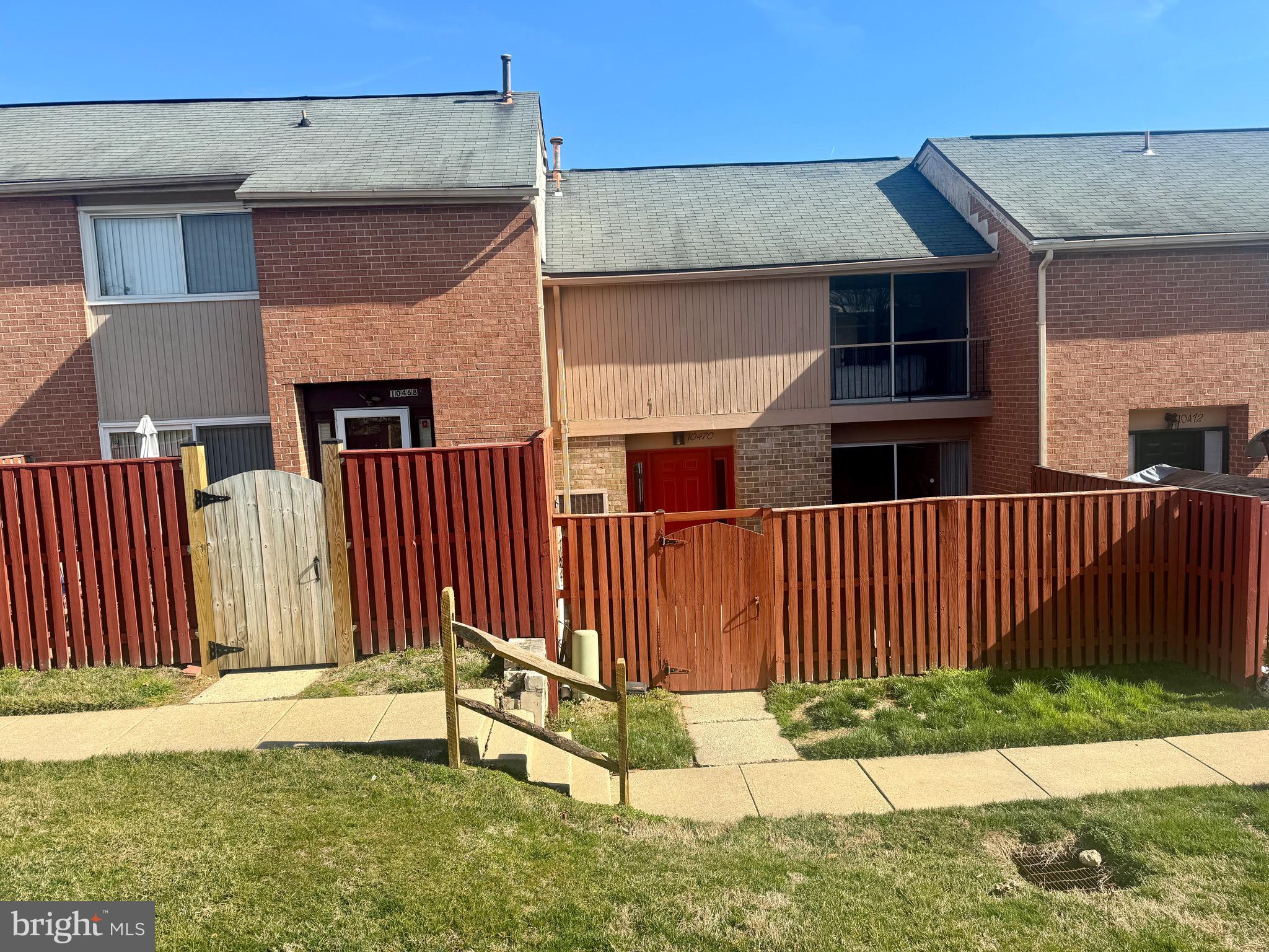 VILLAGE OF WILDE LAKE - Residential