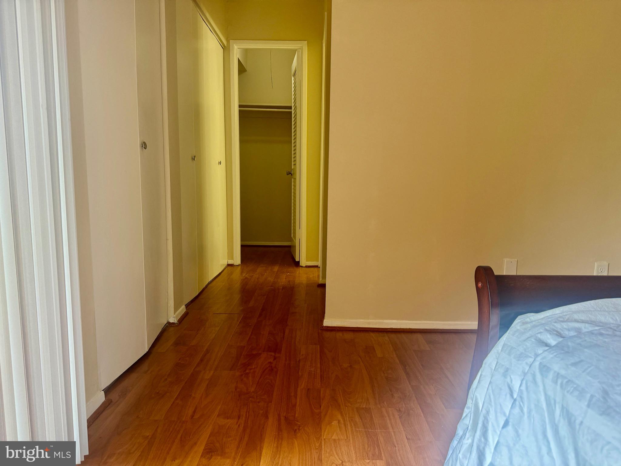 VILLAGE OF WILDE LAKE - Residential