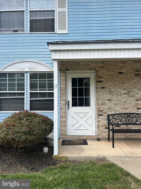 Photo of 82 Cliffwood Avenue #C17, CLIFFWOOD, NJ 07721 (MLS # NJMM2004088)