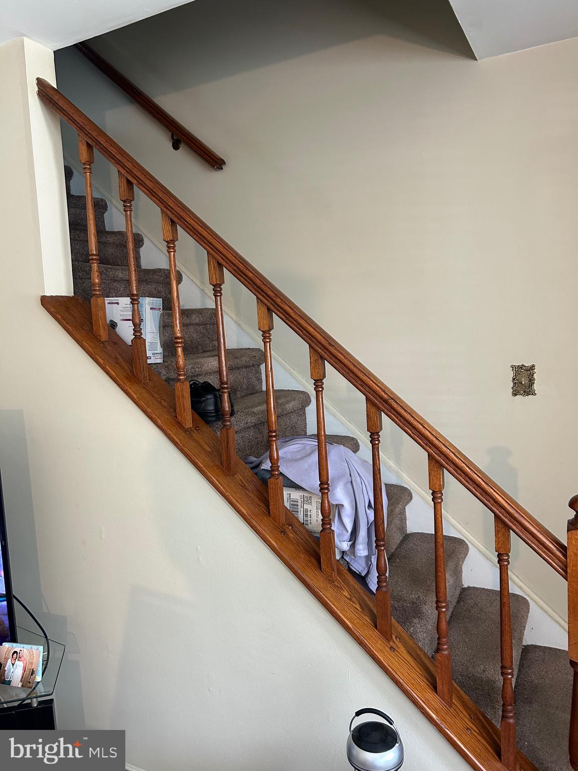 82 CLIFFWOOD AVENUE C17