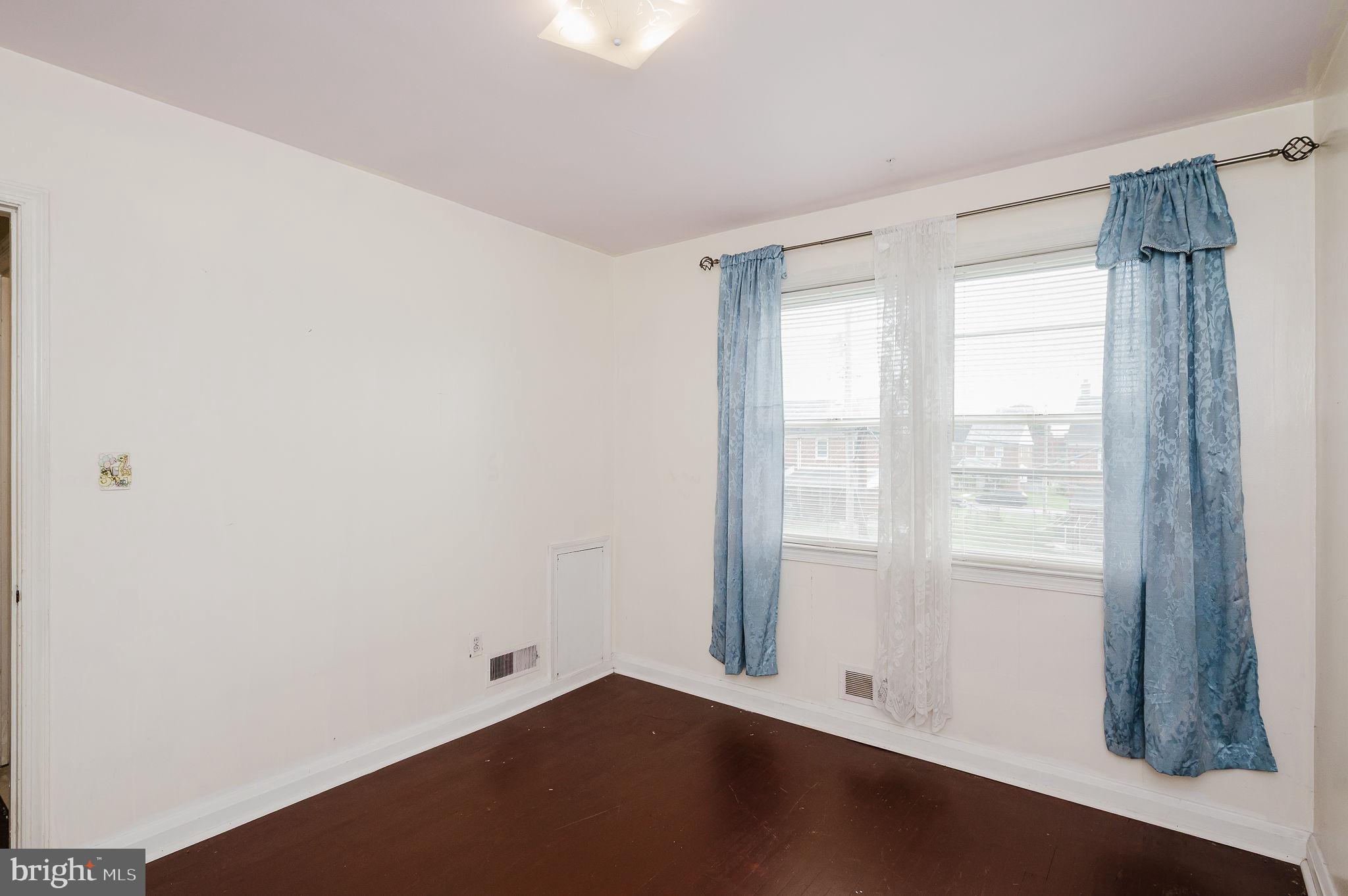 EASTWOOD - Residential