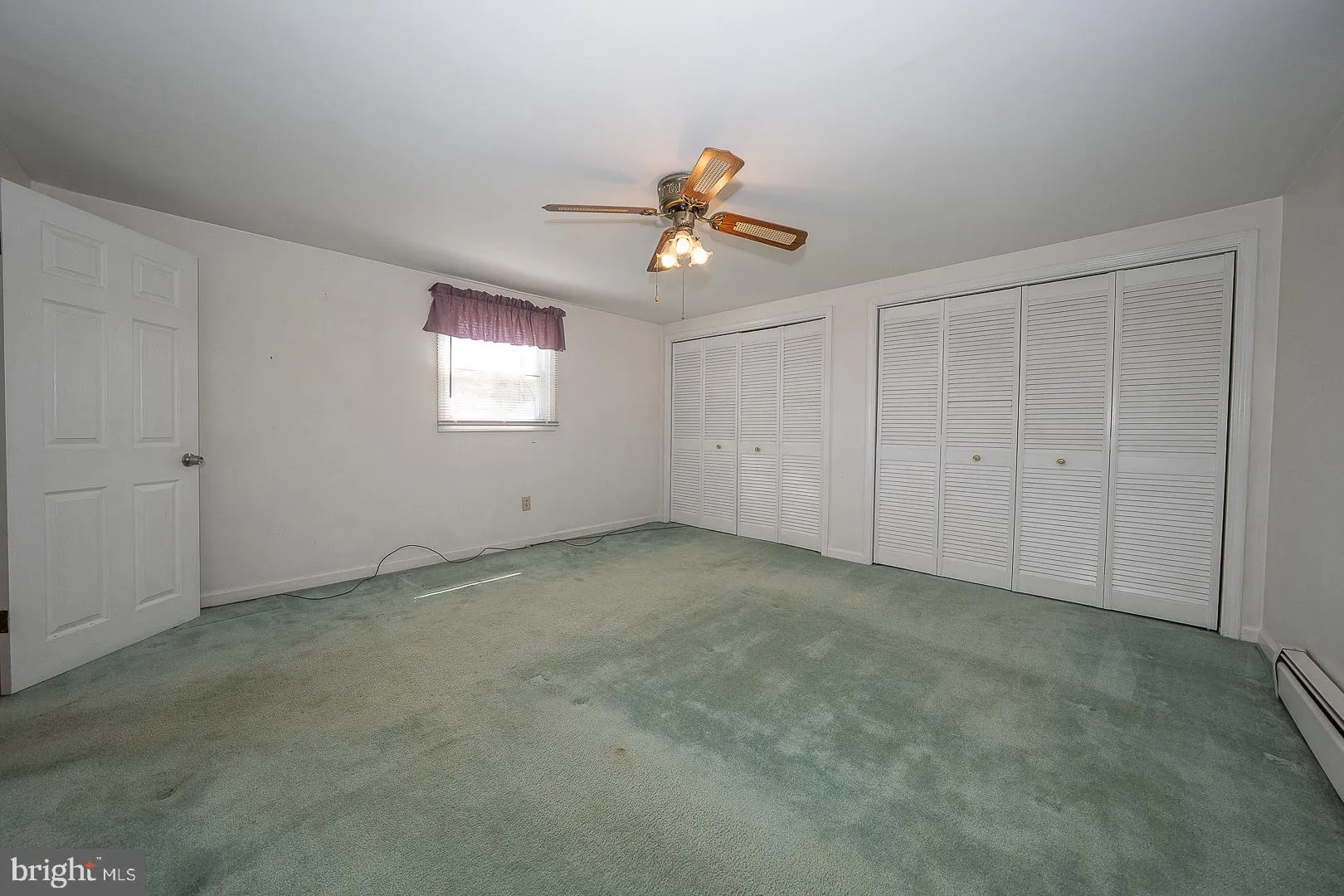 Downingtown, Pennsylvania 19335, United States, 4 Bedrooms Bedrooms, ,2 BathroomsBathrooms,Residential,Active,97498