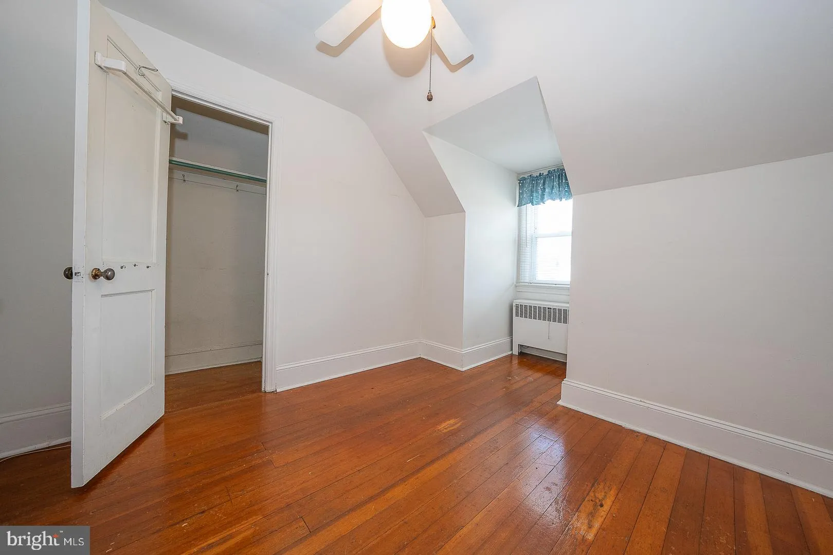 Downingtown, Pennsylvania 19335, United States, 4 Bedrooms Bedrooms, ,2 BathroomsBathrooms,Residential,Active,97498