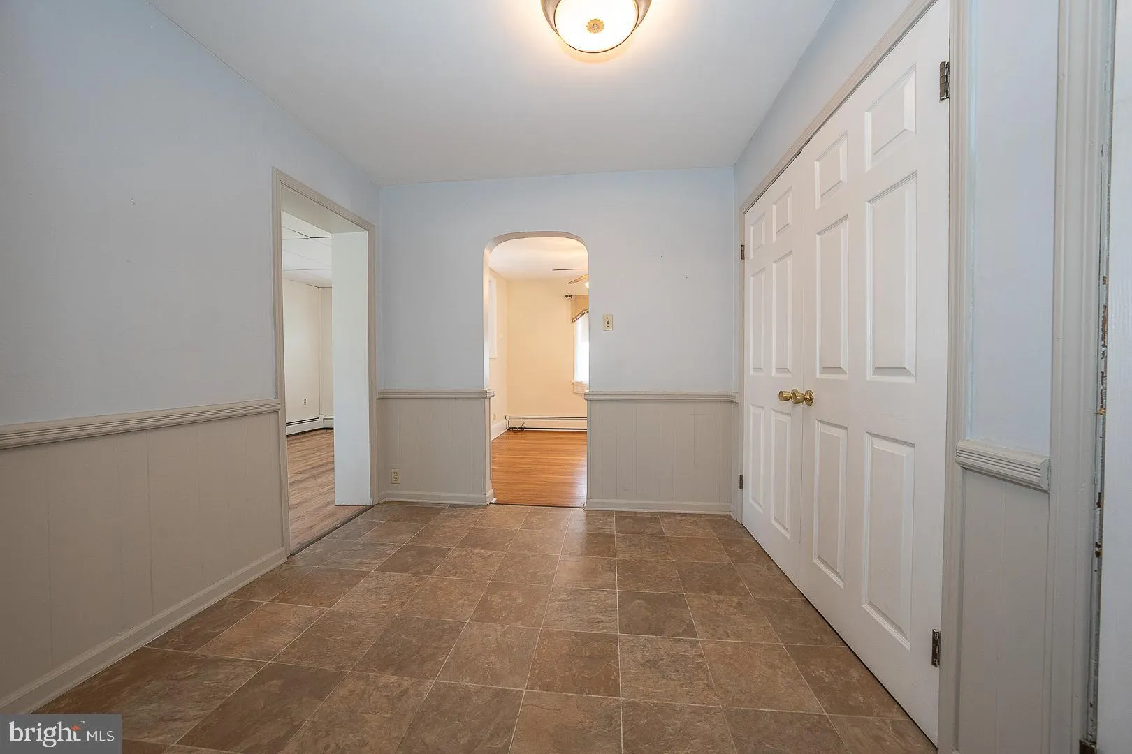 Downingtown, Pennsylvania 19335, United States, 4 Bedrooms Bedrooms, ,2 BathroomsBathrooms,Residential,Active,97498