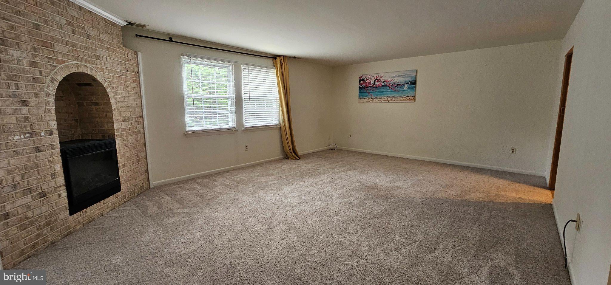 29595 DUTCHMANS LANE 702