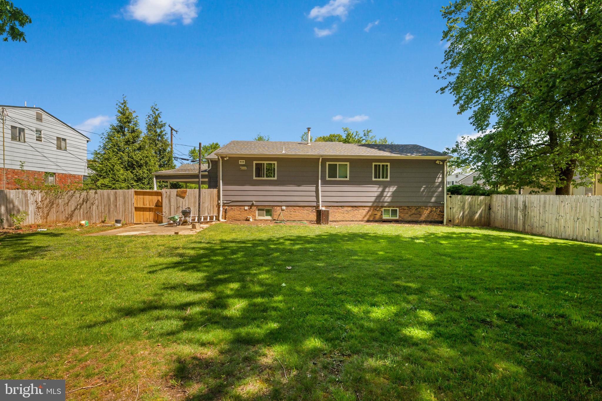 GOOD LUCK HEIGHTS - Residential