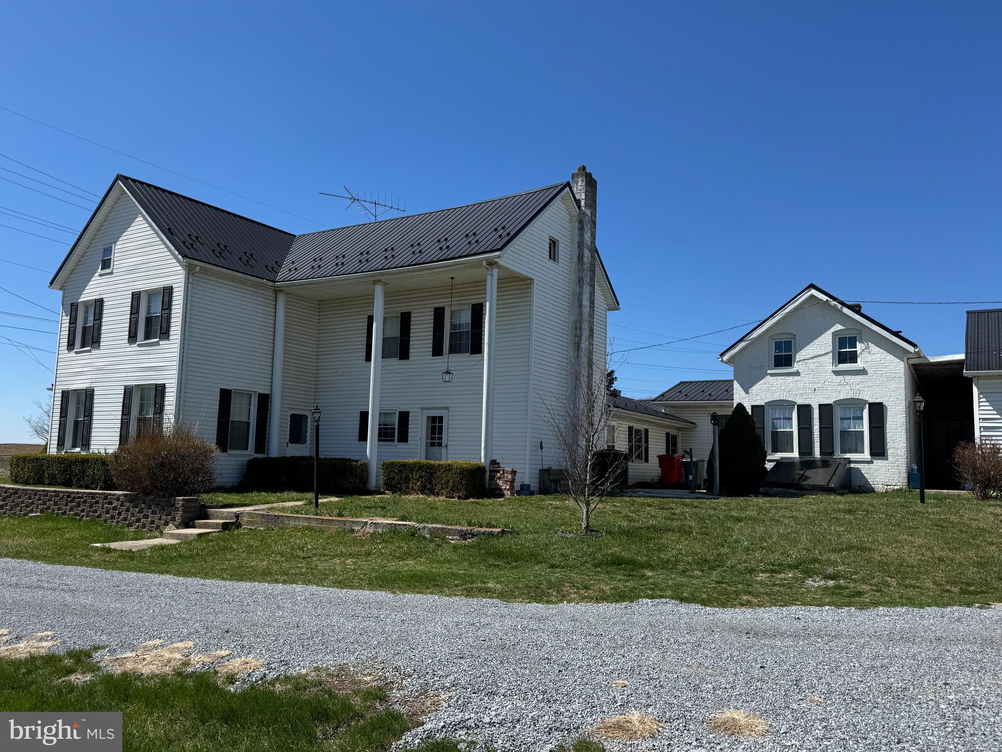 1423 MASON DIXON ROAD