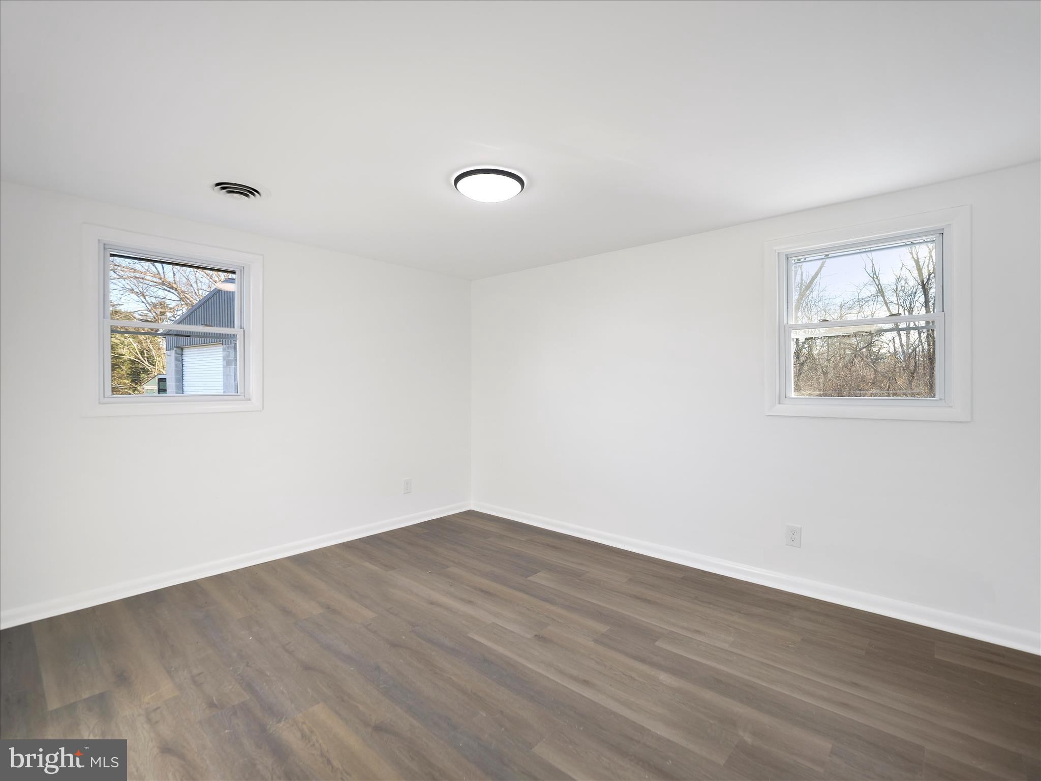 HAGERSTOWN - Residential