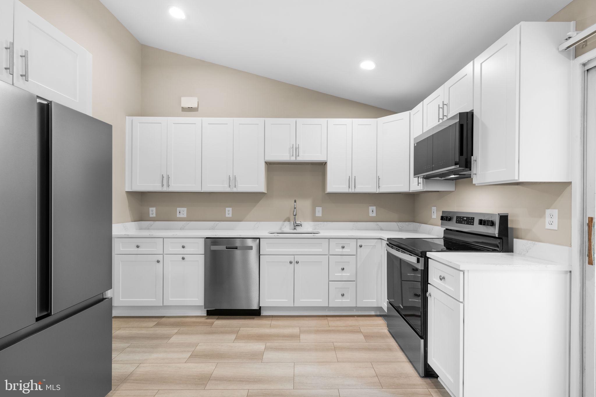 NEW MARK COMMONS - Residential