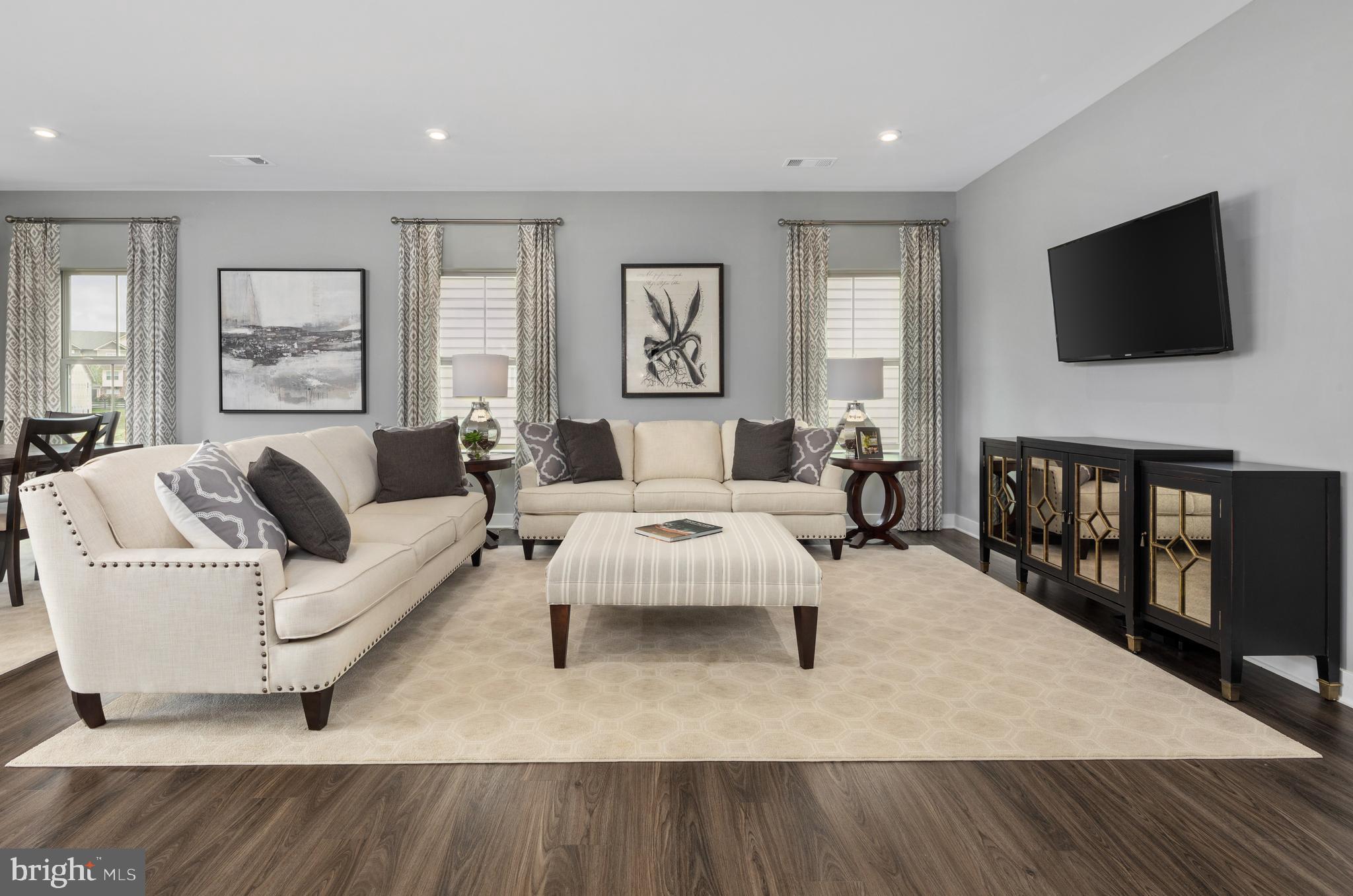 TIMOTHY BRANCH SINGLES - Residential