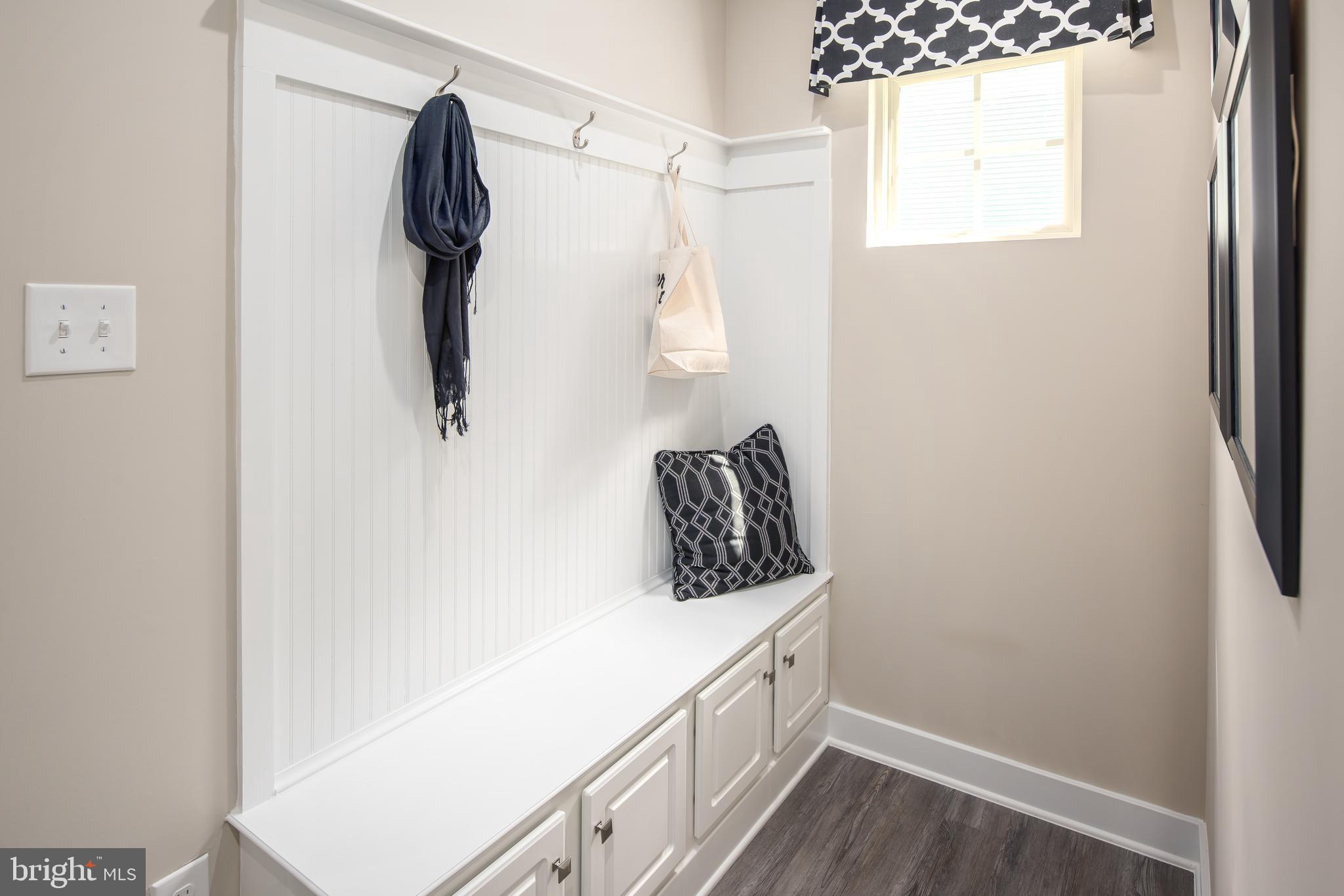 TIMOTHY BRANCH SINGLES - Residential