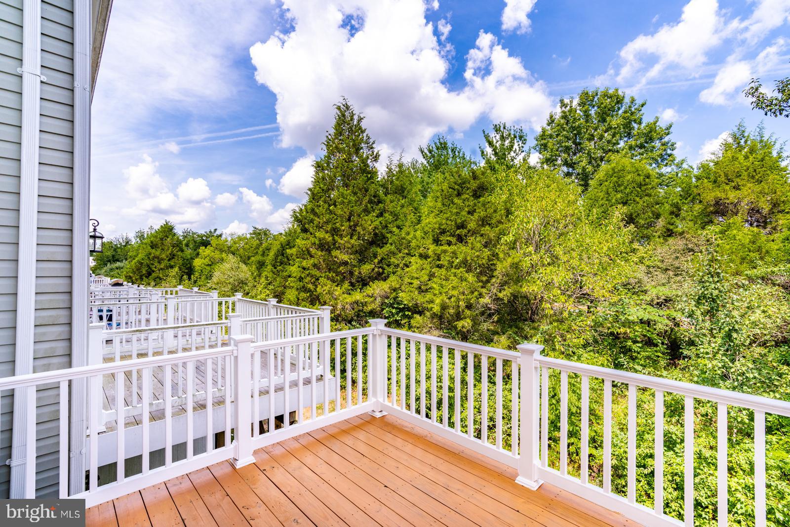 HERITAGE CROSSING CONDOMINIUM - Residential Lease