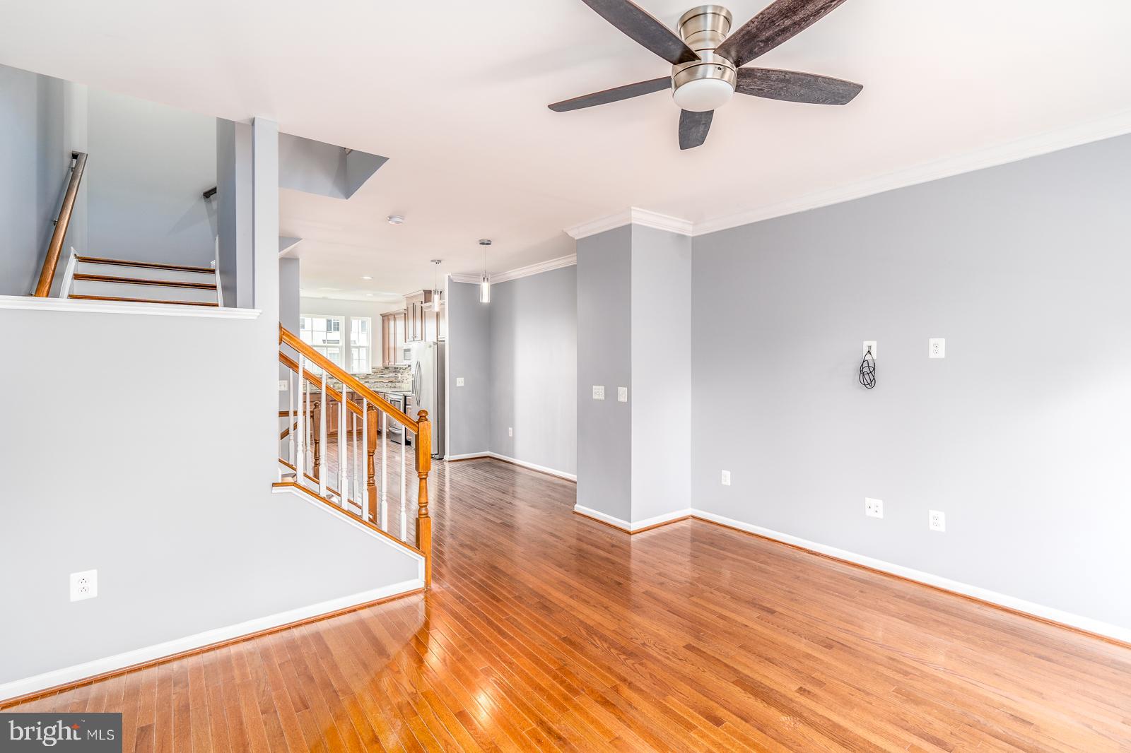 HERITAGE CROSSING CONDOMINIUM - Residential Lease