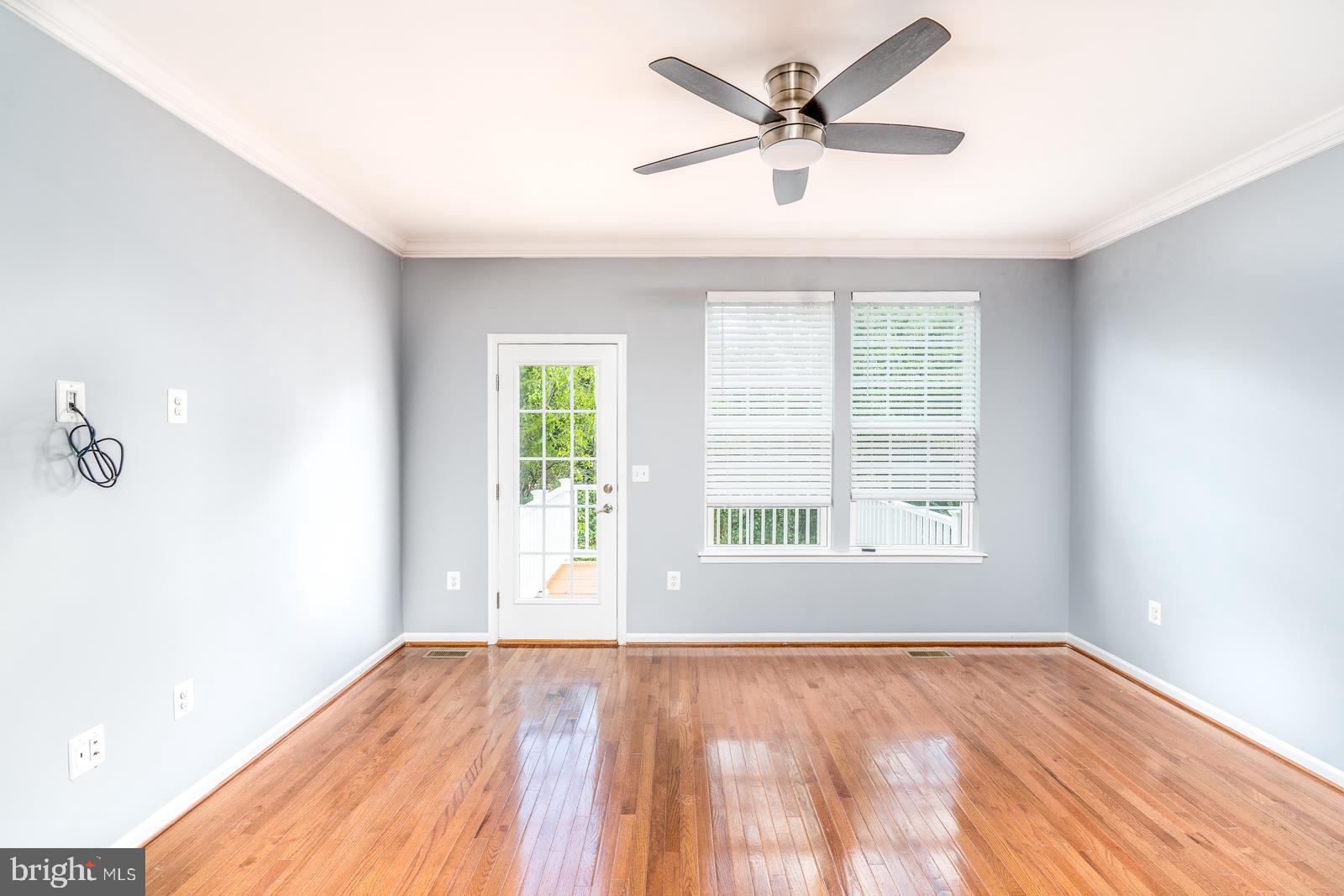 HERITAGE CROSSING CONDOMINIUM - Residential Lease