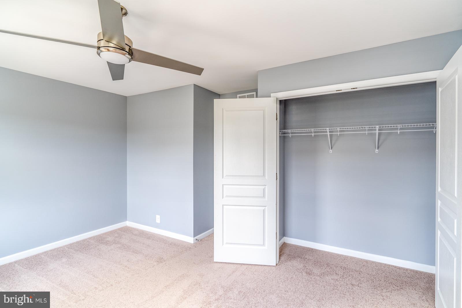 HERITAGE CROSSING CONDOMINIUM - Residential Lease