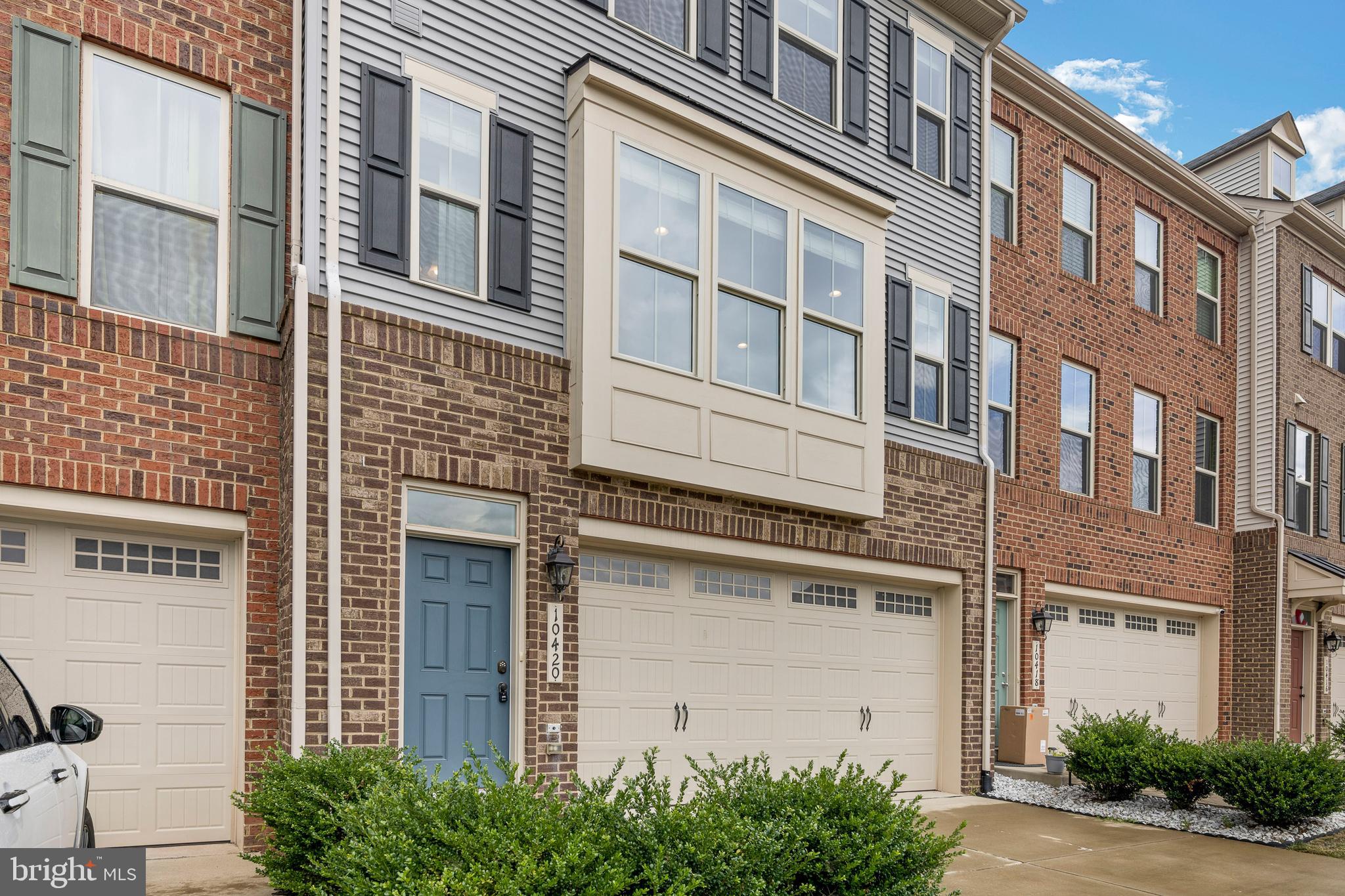 BRADLEY SQUARE - Residential