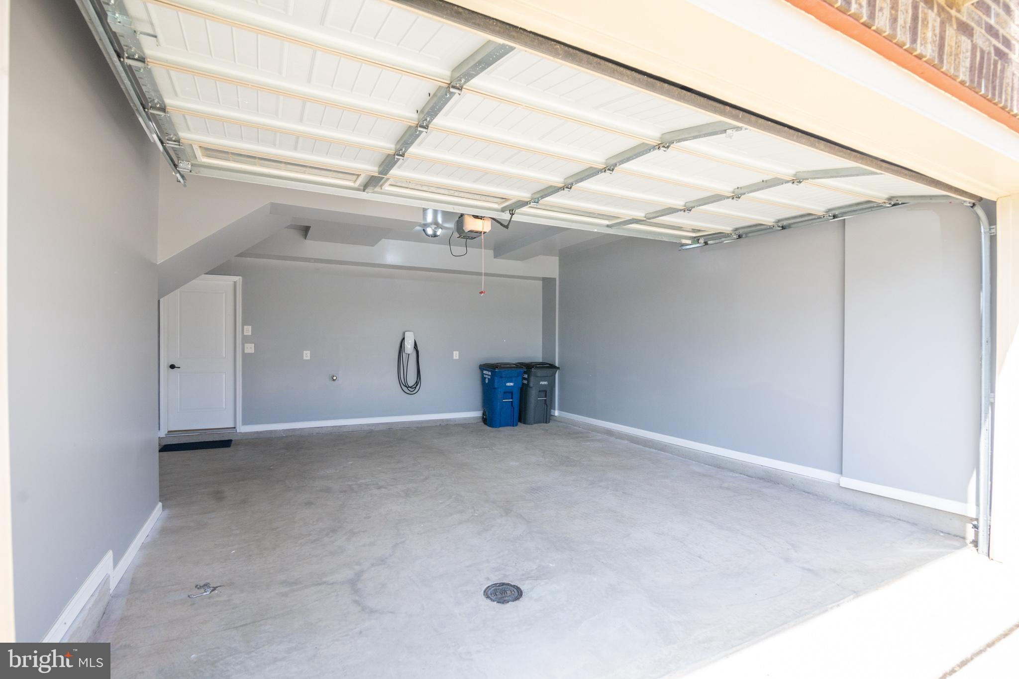 BRADLEY SQUARE - Residential