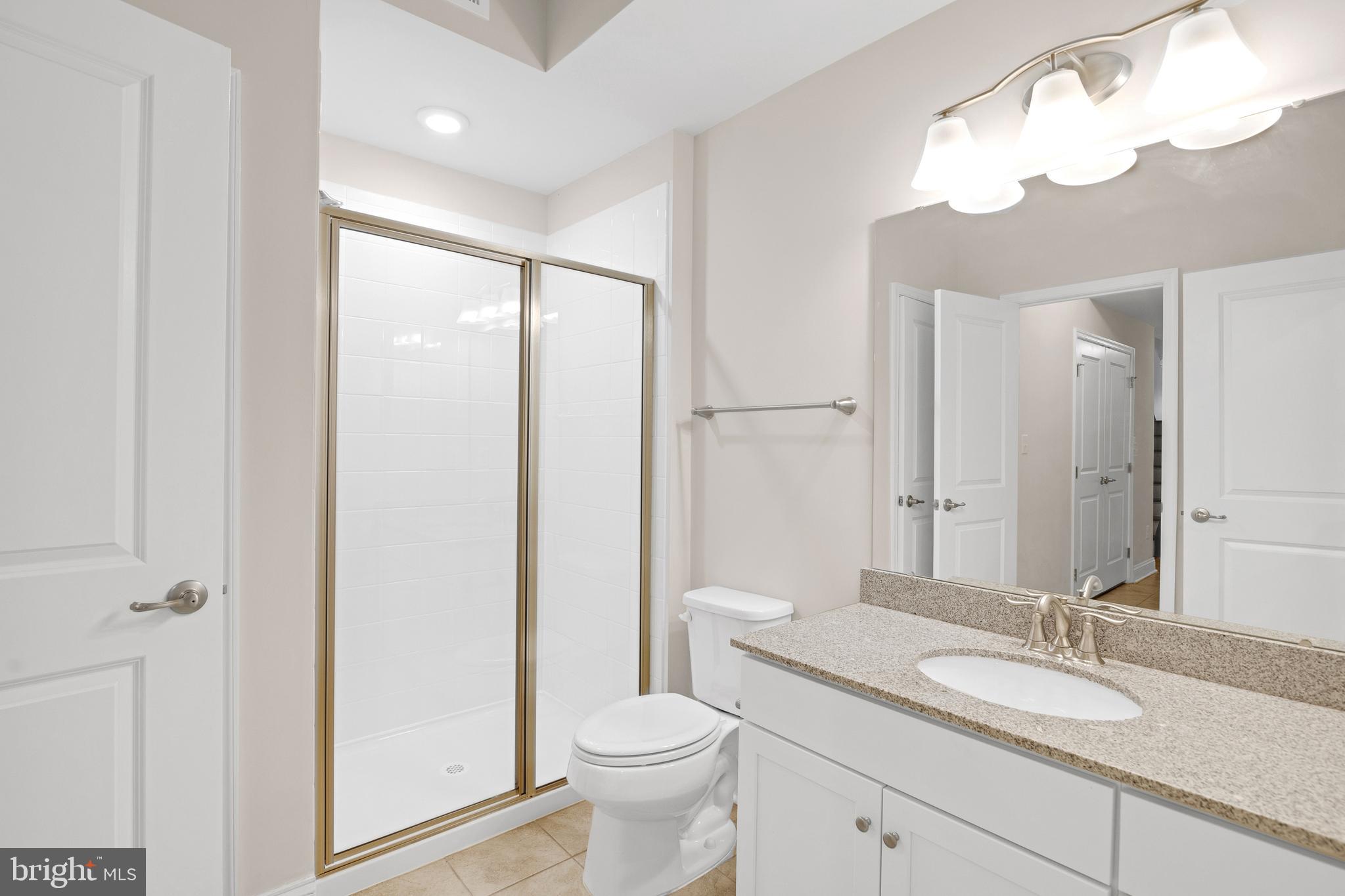 BRADLEY SQUARE - Residential