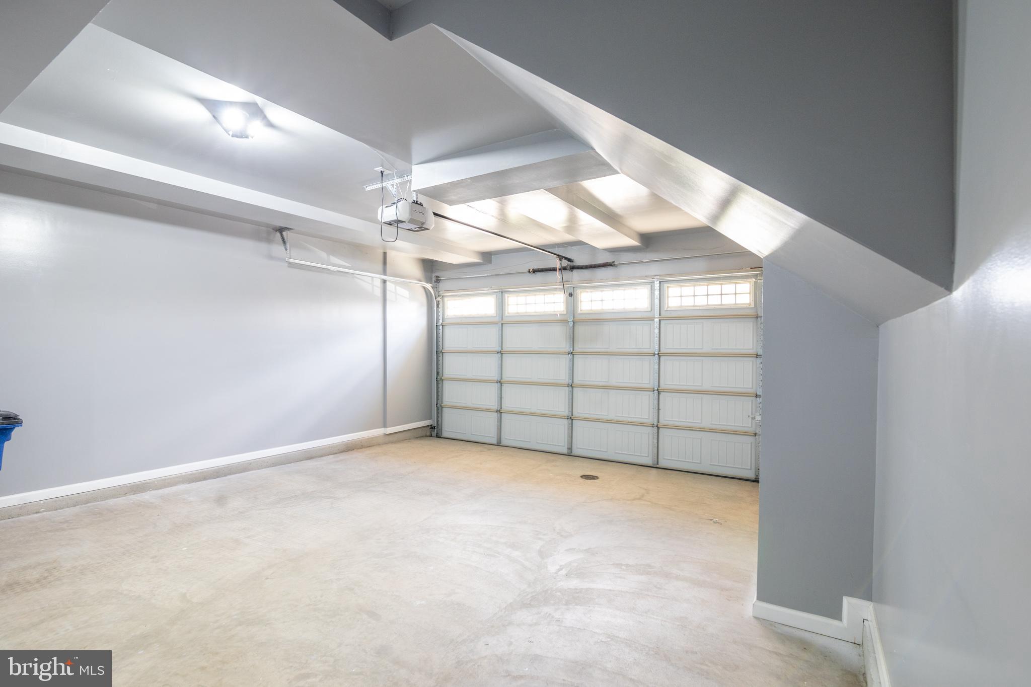 BRADLEY SQUARE - Residential